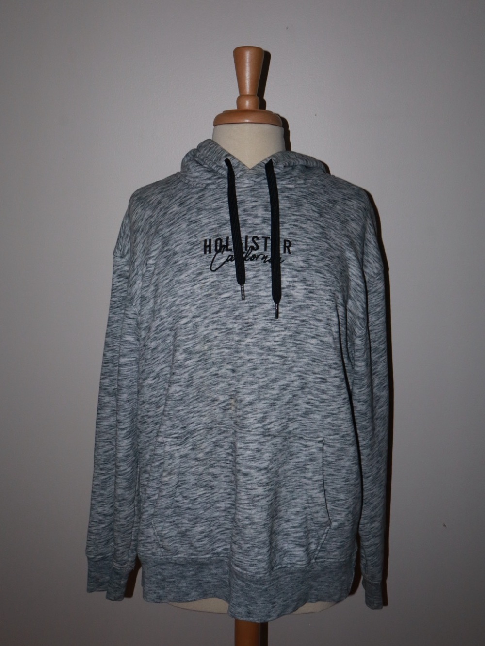 Hollister Gray Marled Pullover Hoodie with Black Drawstrings